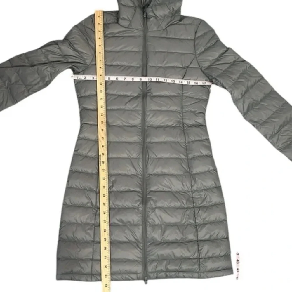 NWT Quince, Lightweight Down Filled Packable Puffer, Long Jacket, Size  Small - Picture 6 of 8